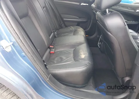 2011 Chrysler 300 Limited z USA, uszkodzony, nr VIN 2C3CA5CG2BH592083